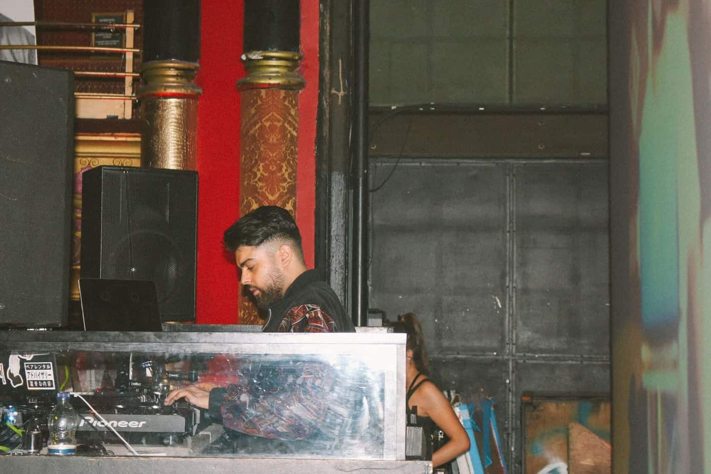 dj-viraj-open-format-storm-djs-06